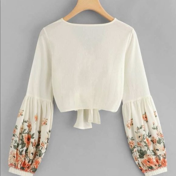 Floral blouse crop top boho flower lantern sleeve tie chiffon cream white vneck - Picture 3 of 9
